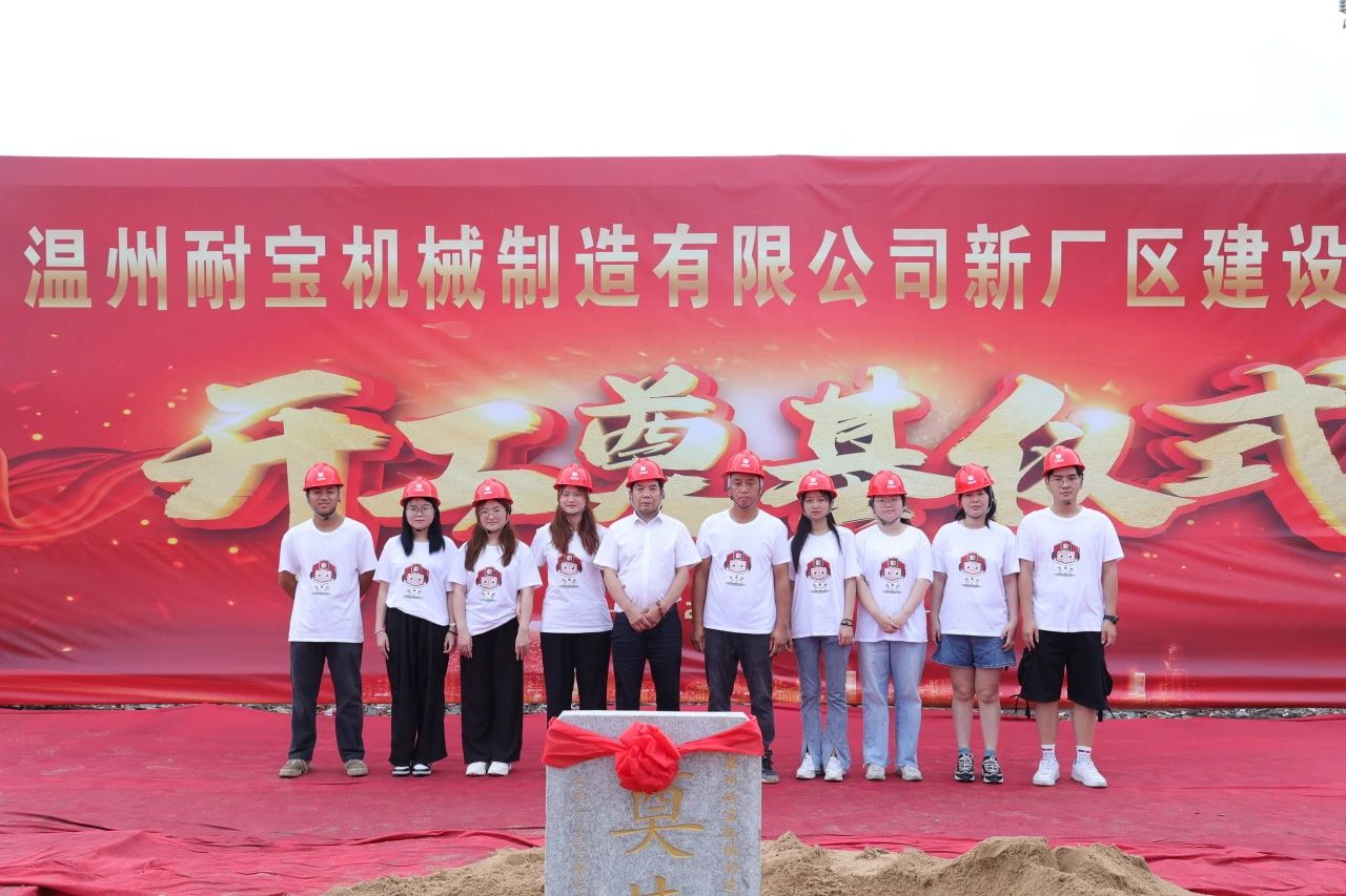 1698650584655201.jpg bfdcd528ddac1ae5e0fa237d376f2a19.jpg