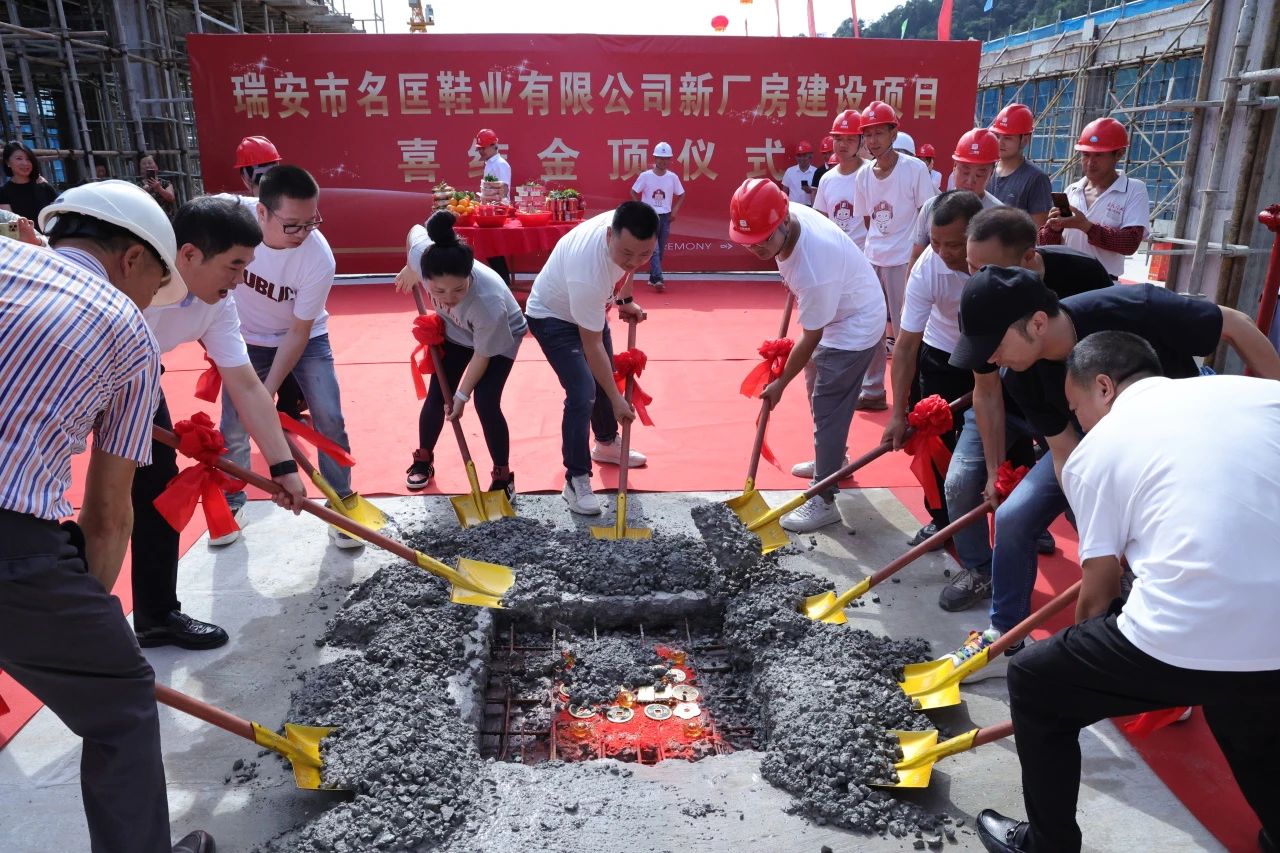 1698651970124008.jpg 337a9d3c4bed0e5d9615b6ad4e27dbc3.jpg