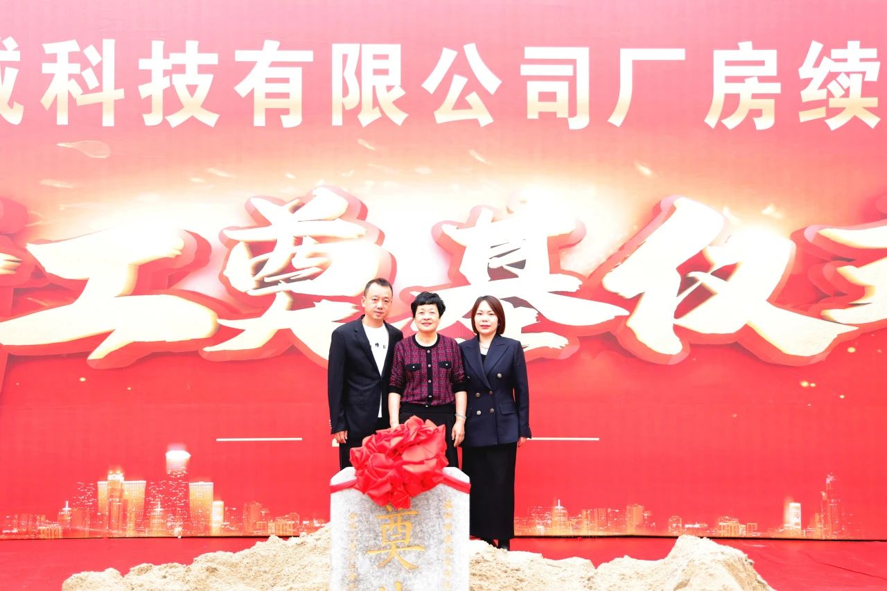 1698653467134203.jpg f81efa75137ef97a52fce615a3625651.jpg