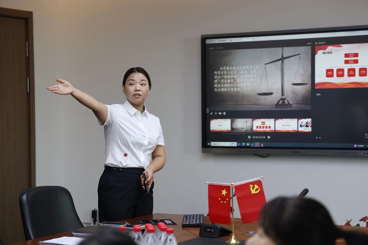 1722216471681623.jpg 9af000e32445429b49042b1610a44d0d.jpg