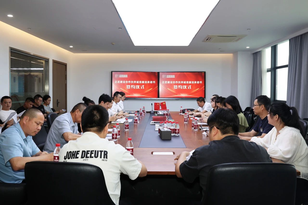 1722216712355829.jpg 3a724d7591ff0bf980bf30cb0d3dca4a.jpg