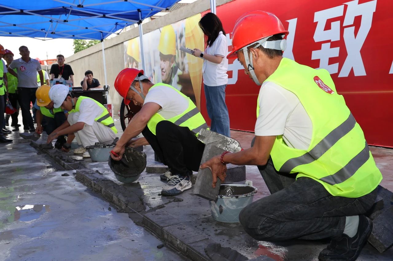 1722216797381691.jpg 14e7e2bf87096ee0cd39d32234f9a20e.jpg