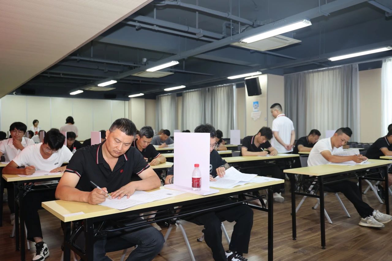 1722217901714198.jpg 4a1f0698516e80951284376b13ad23d7.jpg