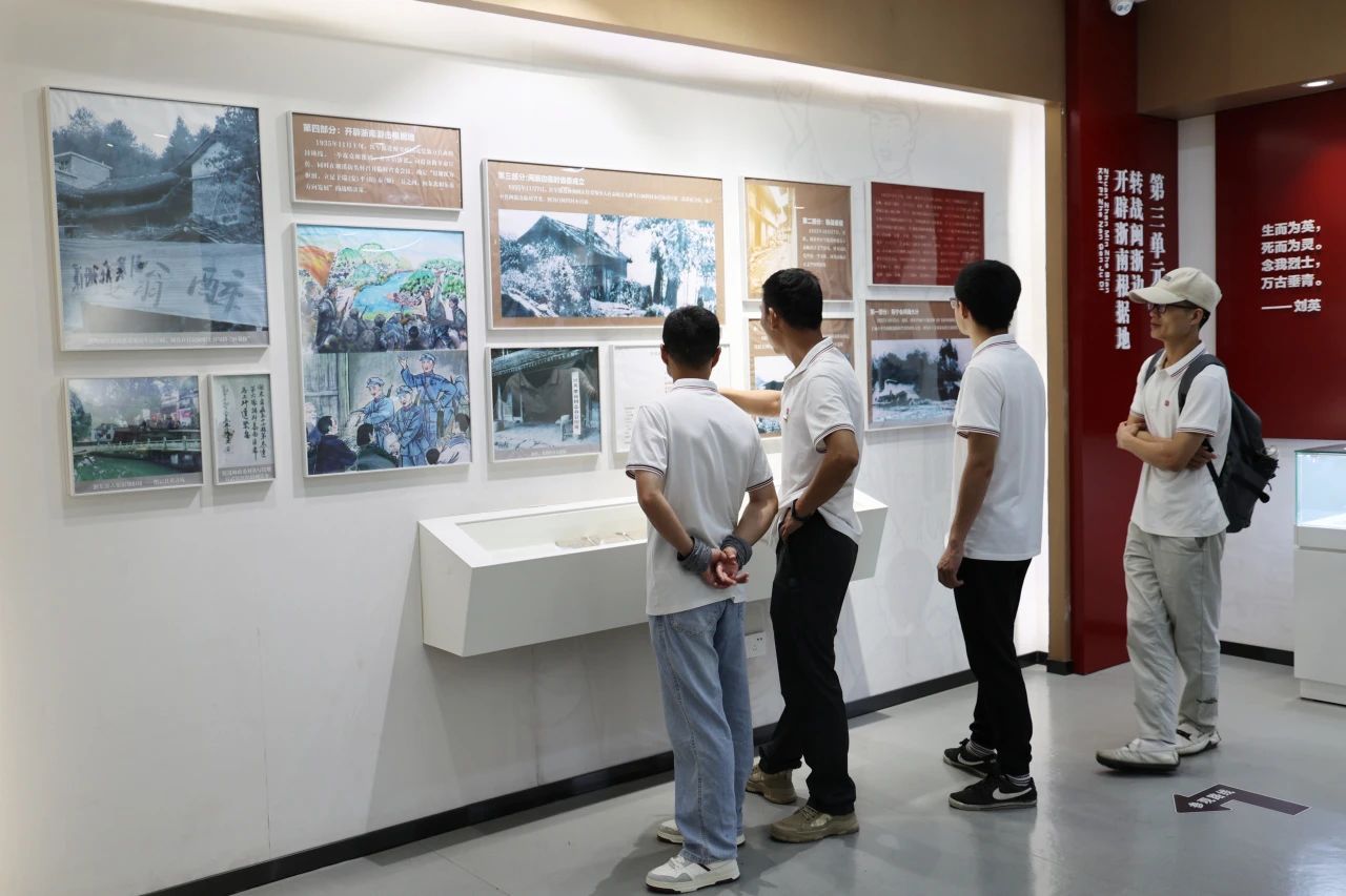 1752560973641173.jpg b50b58673ec508839658326cf8e1ca31.jpg