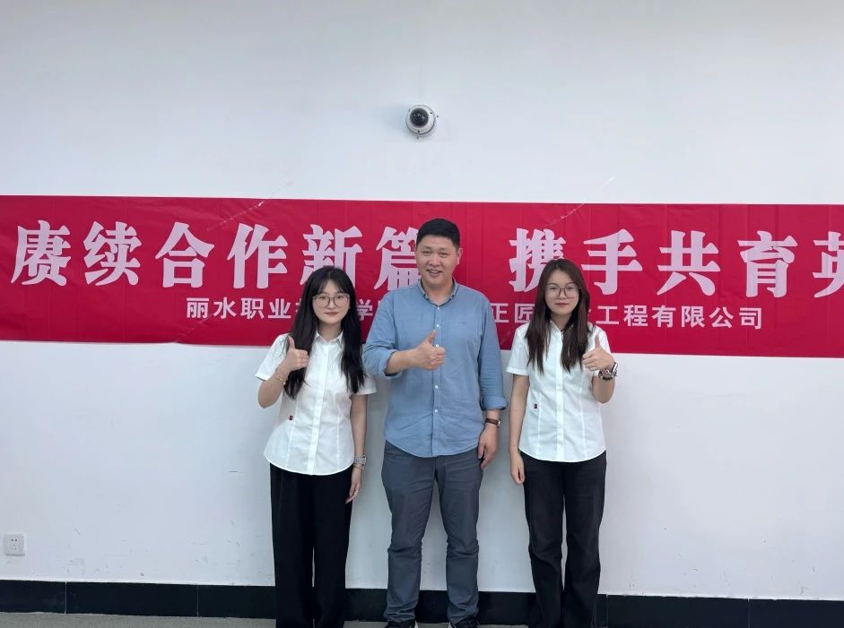 1752561400583424.jpg 8007e3420e328b2e50b0e06f4402740a.jpg