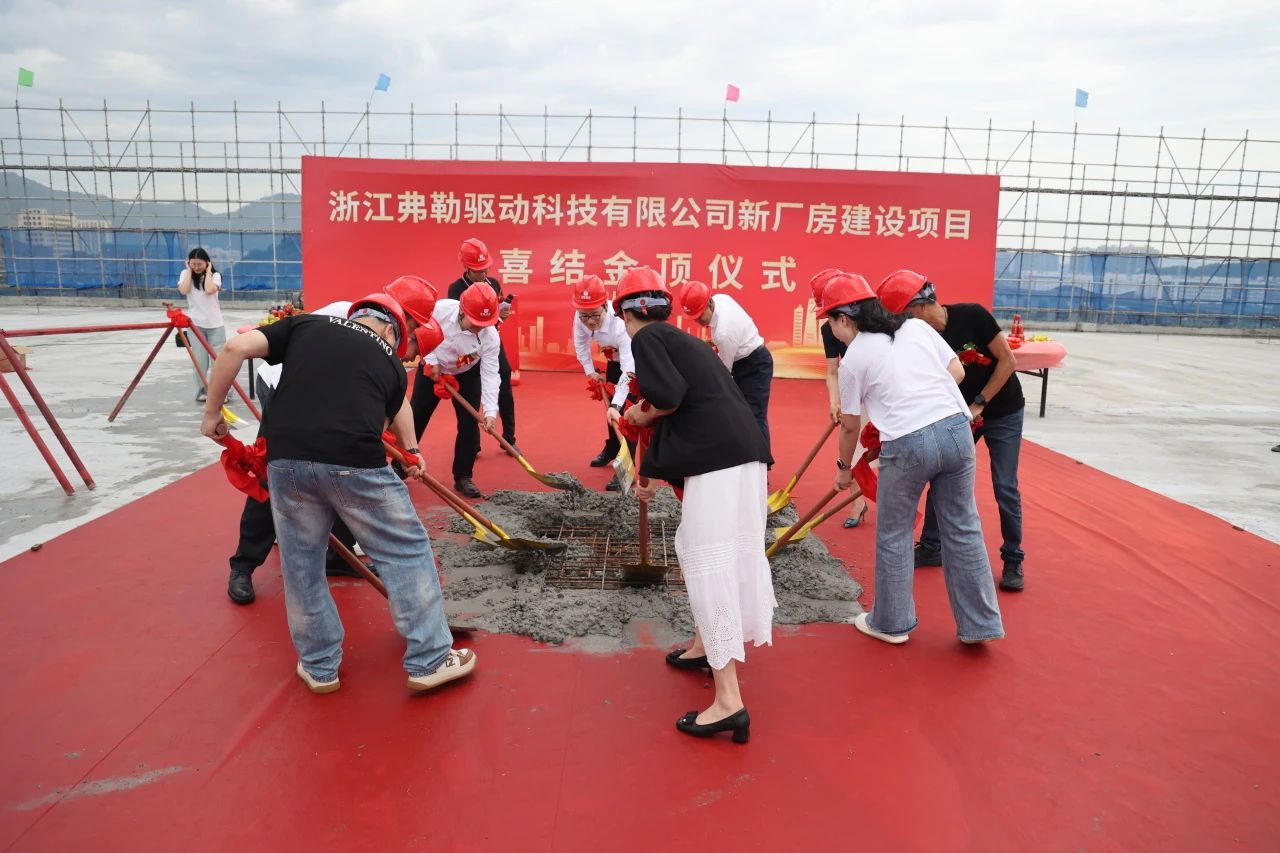 1752562346112222.jpg a8fe211e51193cfc773db91b8dc8b546.jpg