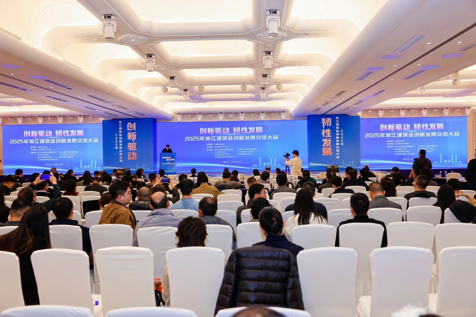 1767923352216492.jpg e50dbc3b0c5d4854d1c24ed610a7c631.jpg